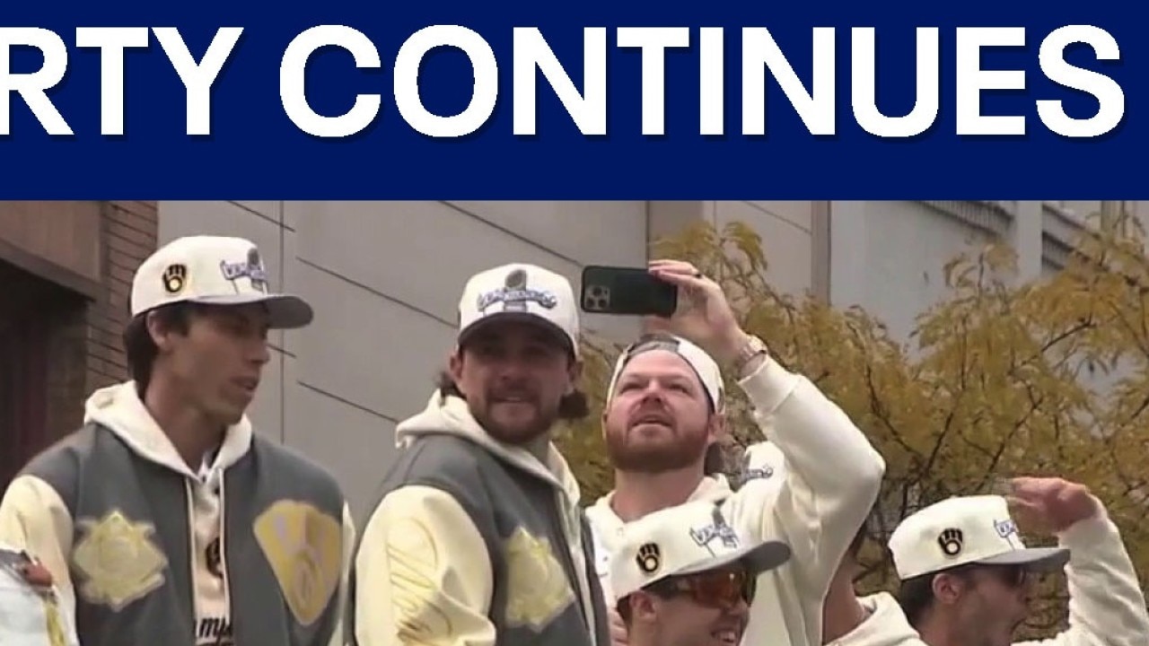 Milwaukee bars ready for crowd surge after Brewers parade — Menomonee Falls Community news